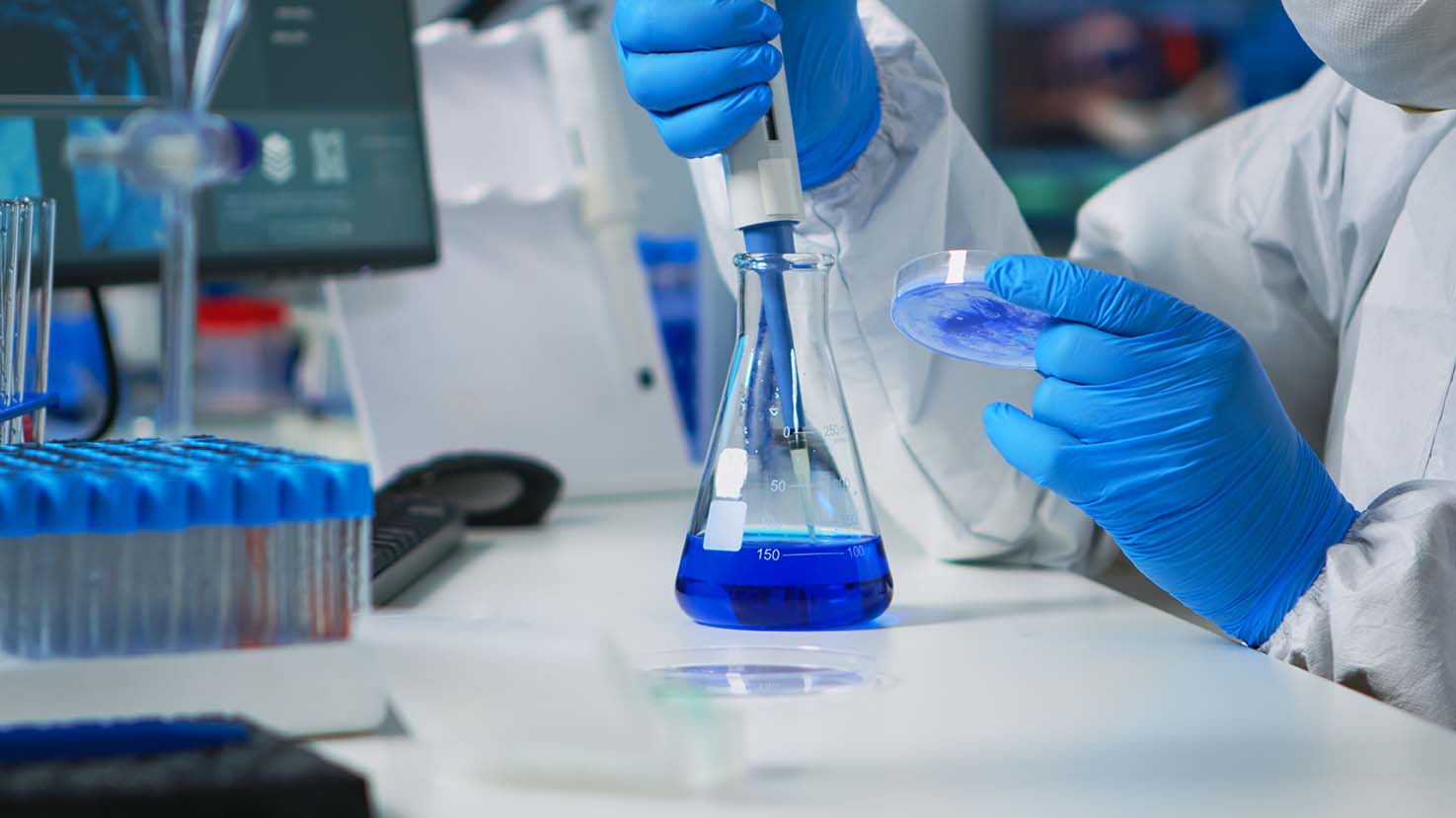 Oportunidad laboral para graduados de las carreras Técnico de Laboratorio, Analista y Oportunidad laboral para graduados de las carreras Técnico de Laboratorio, Analista y